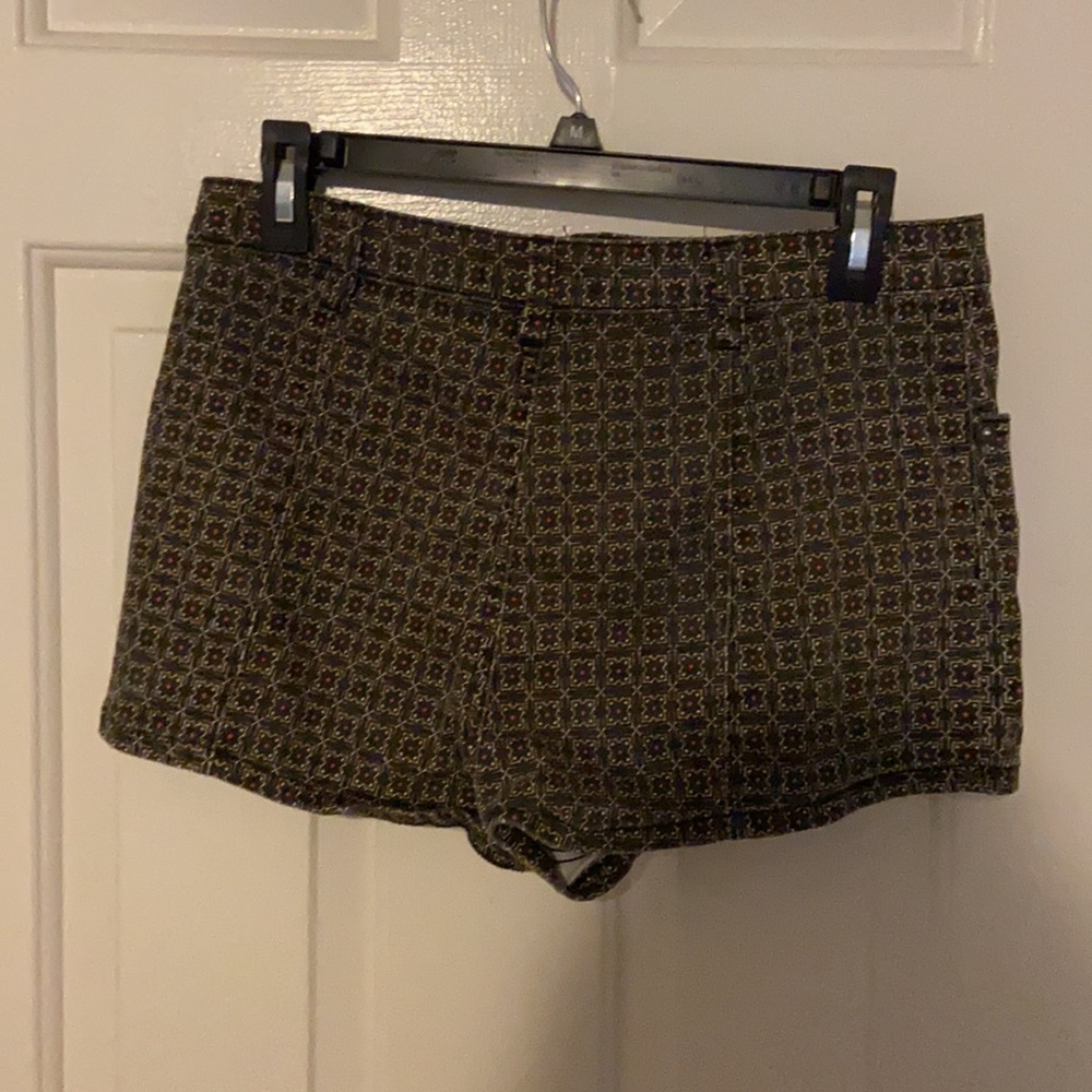 Patterned Shorts - image 2